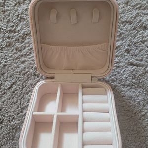 Brand new travel size jewelry box with zipper